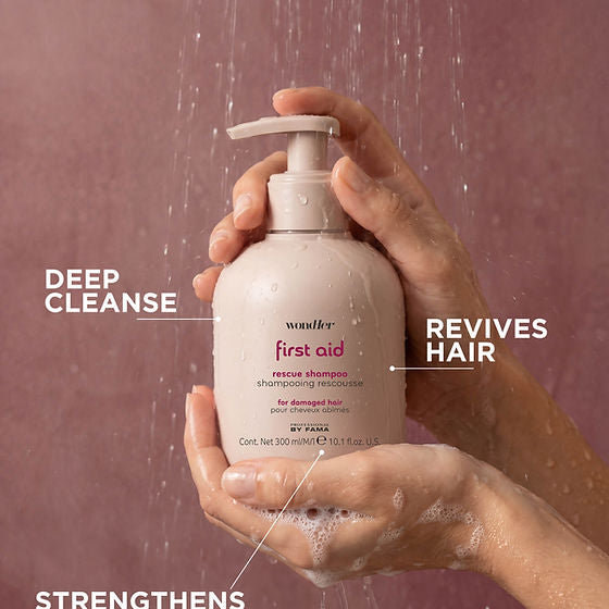 First Aid Rescue Shampoo - atjaunojošs šampūns bojātiem matiem